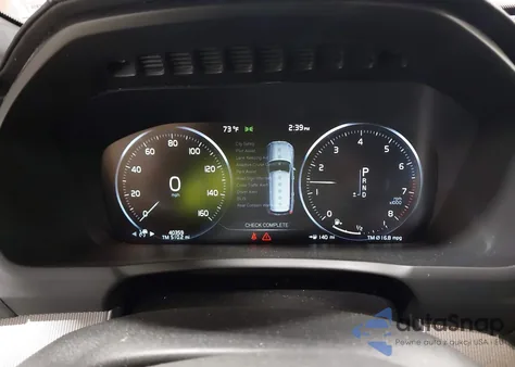 2019 Volvo Xc90 T6 R-Design from USA, damaged, VIN YV4A22PM8K1497635